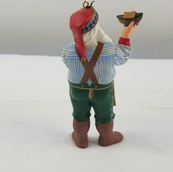 - The toymaker's gift hallmark ornament - Picture 2 of 12